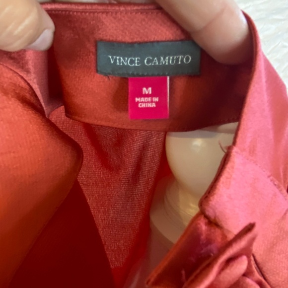 Vince Camuto Satin Button Detail Top Rust, Medium - Picture 5 of 7